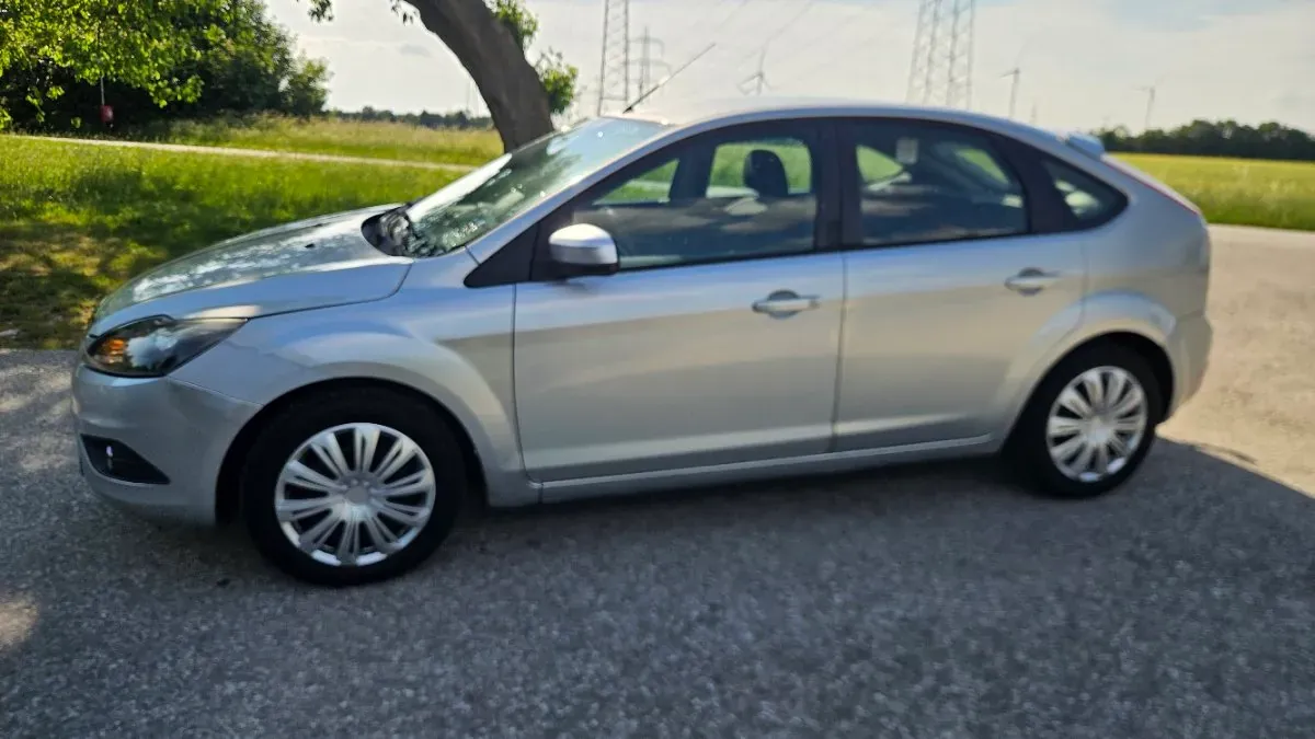 Ford Focus 2008 photo 3