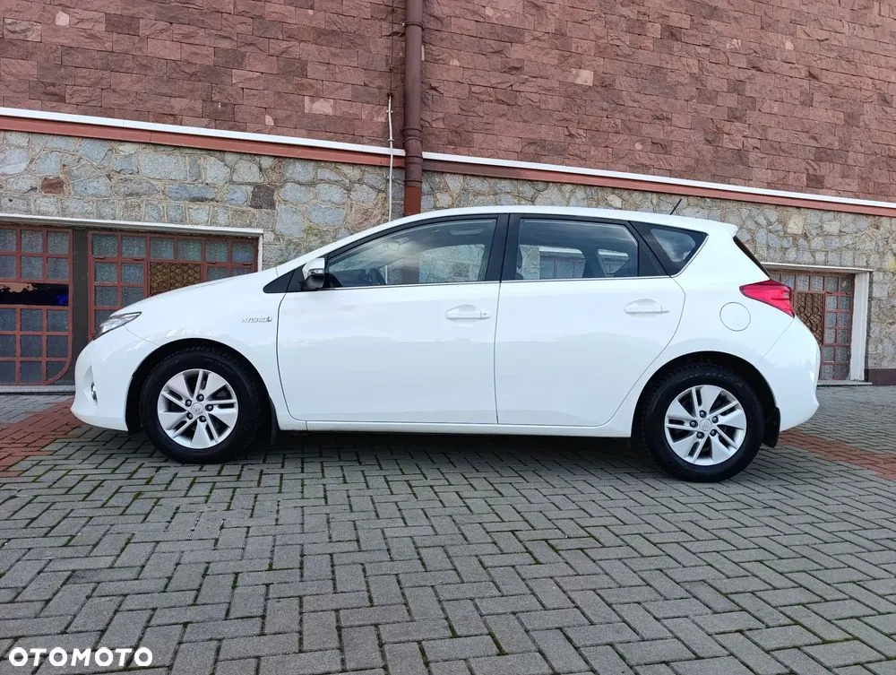 Toyota Auris 2014 photo 4