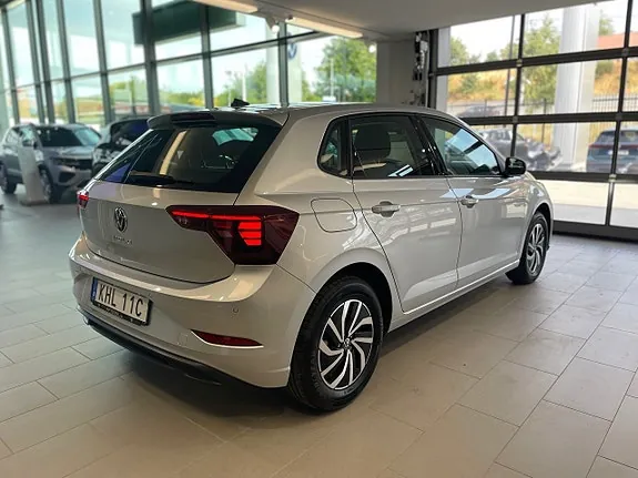 Volkswagen Polo 2027 photo 5