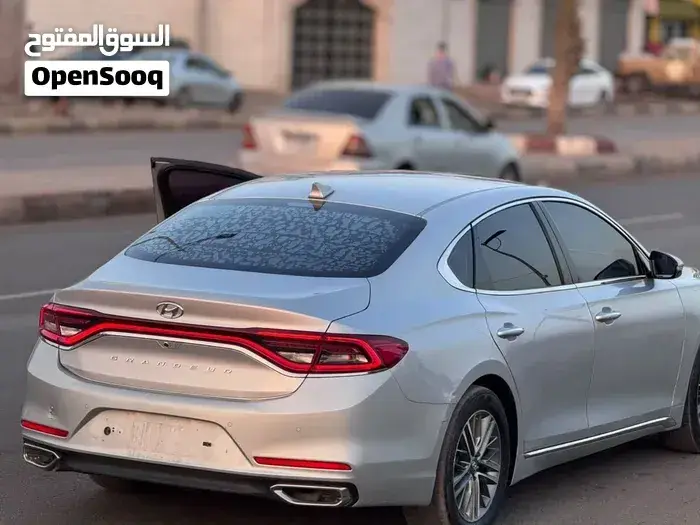 Hyundai Azera 2019 photo 4