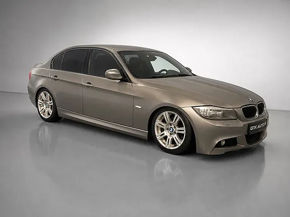 BMW 316D 2011 photo 2