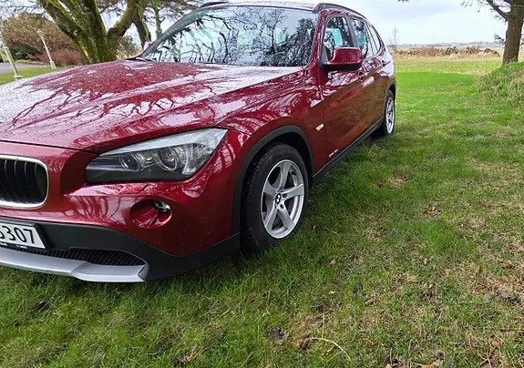 BMW X1 2012 photo 2