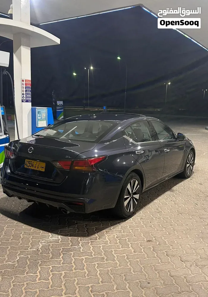 Nissan Altima 2019 photo 2