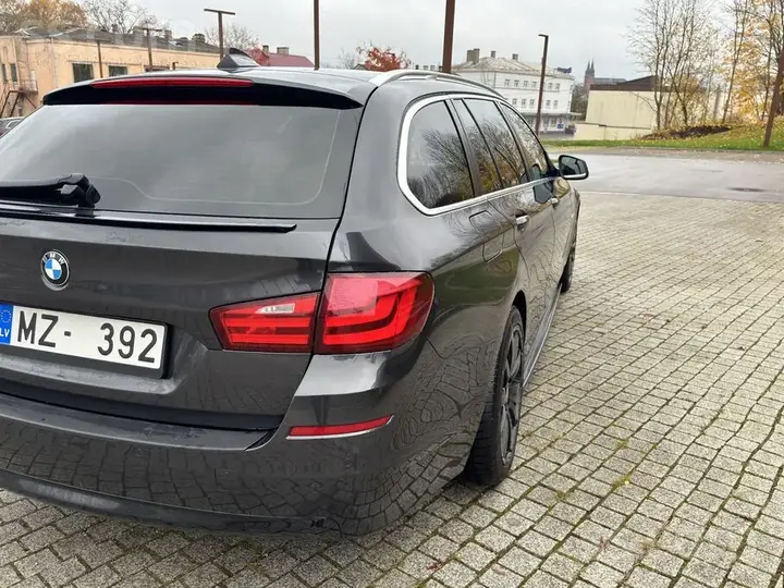 BMW 520D 2011 photo 5