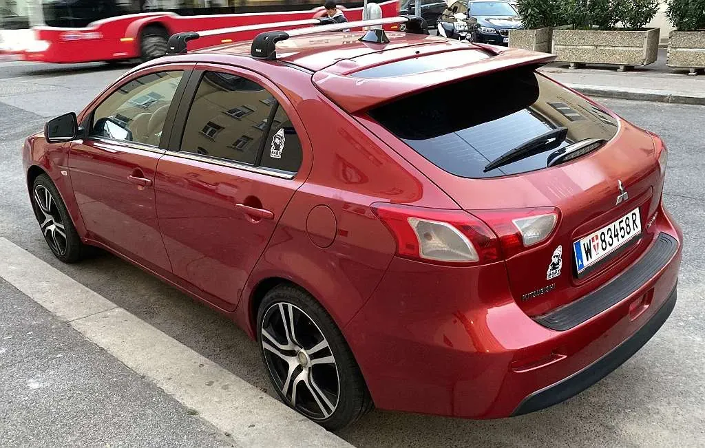 Mitsubishi Lancer