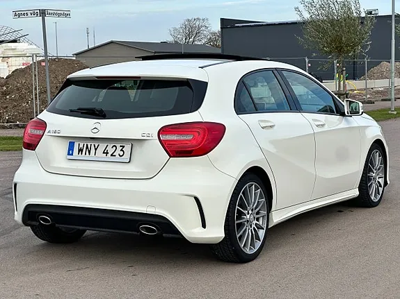 Mercedes-Benz A180 2015 photo 4