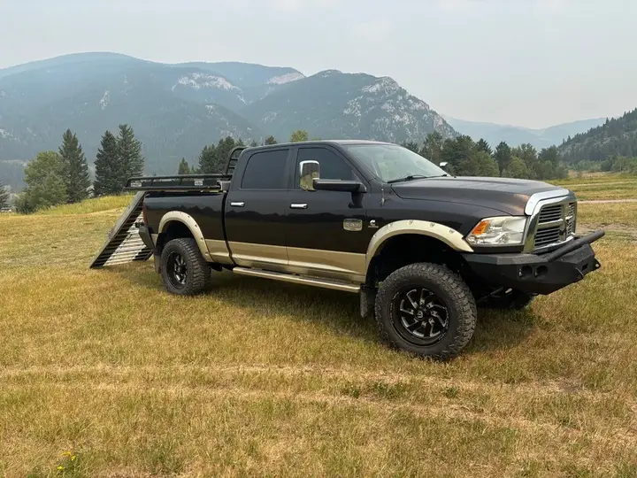 Ram 2500 Longhorn 2011 photo 2