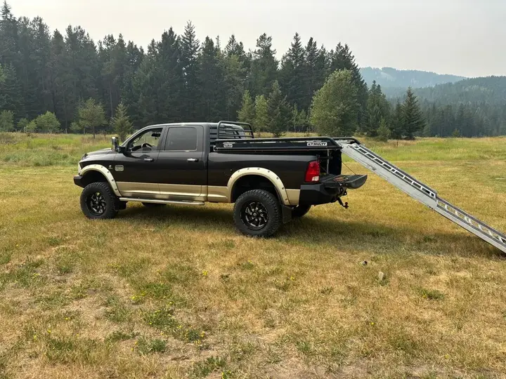 Ram 2500 Longhorn 2011 photo 4