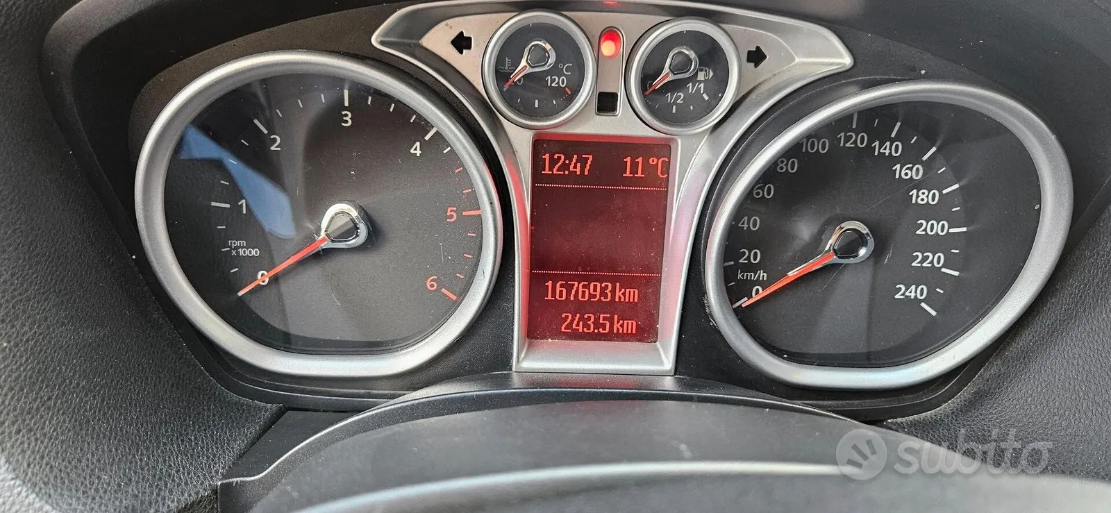 Ford Kuga 2010 photo 2