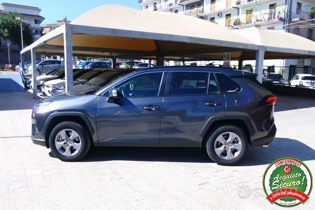 Toyota Rav4 2023 photo 4