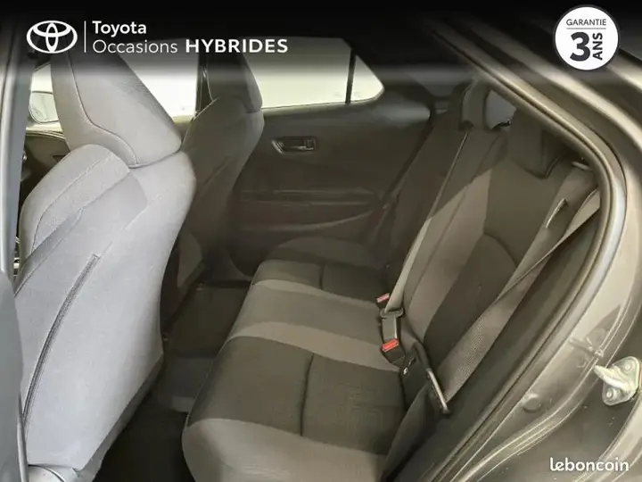 Toyota C-Hr 2025 photo 4
