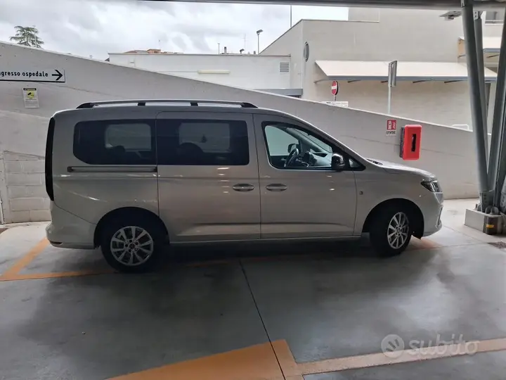 Ford Tourneo Connect 2023 photo 5