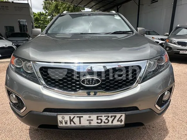 Kia Sorento 2012 photo 2