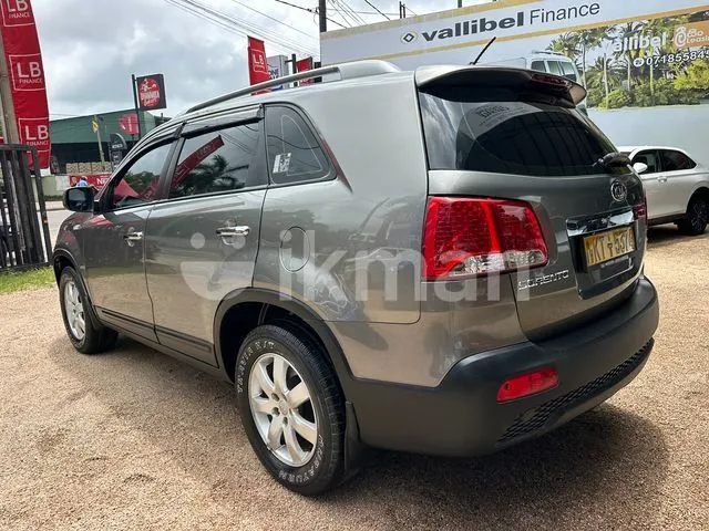 Kia Sorento 2012 photo 4