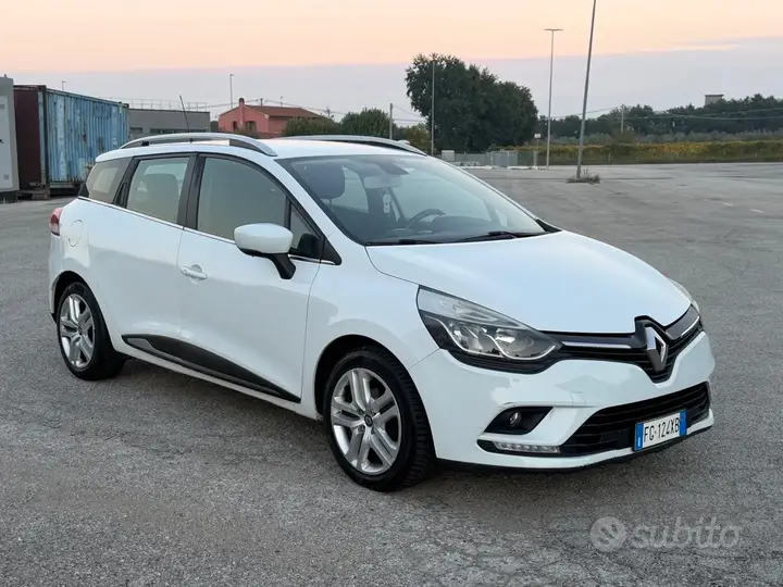 Renault Clio 2017 photo 3