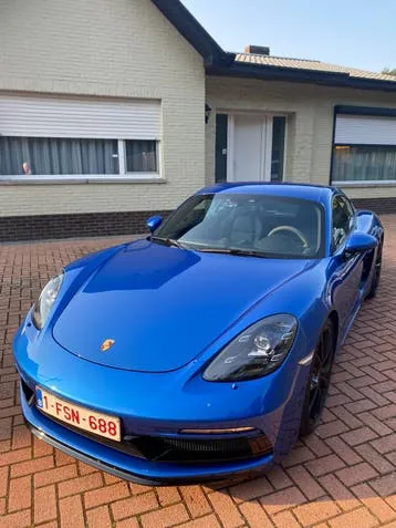 Porsche 718 Cayman