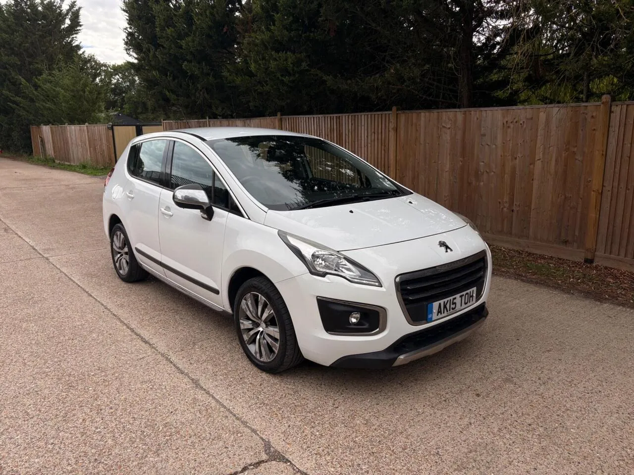 Peugeot 3008 2015 photo 2