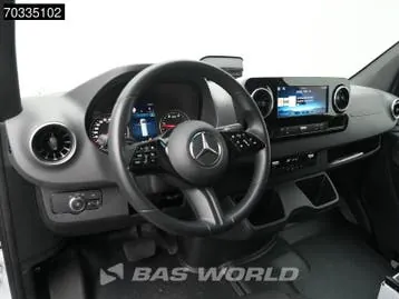 Mercedes-Benz Sprinter 2024 photo 3