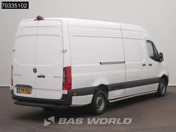 Mercedes-Benz Sprinter 2024 photo 2
