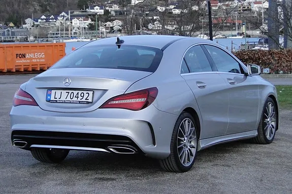 Mercedes-Benz Cla180 2018 photo 3