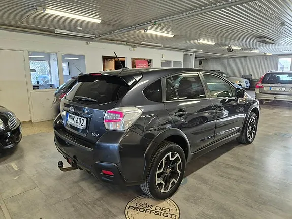 Subaru Xv 2016 photo 2
