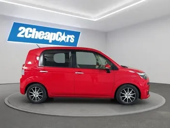 Toyota Spade 2014 photo 5
