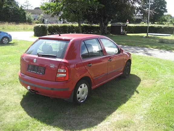 Skoda Fabia 2002 photo 3