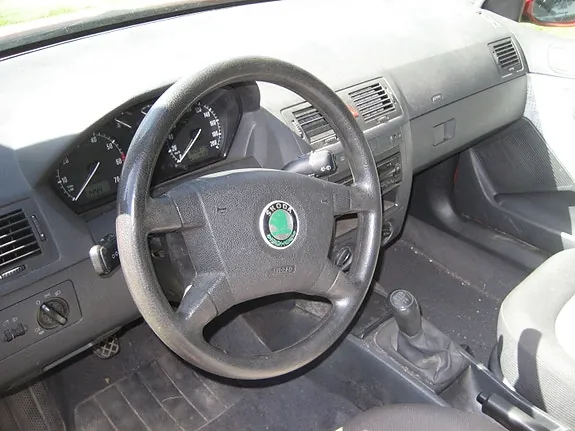 Skoda Fabia 2002 photo 4