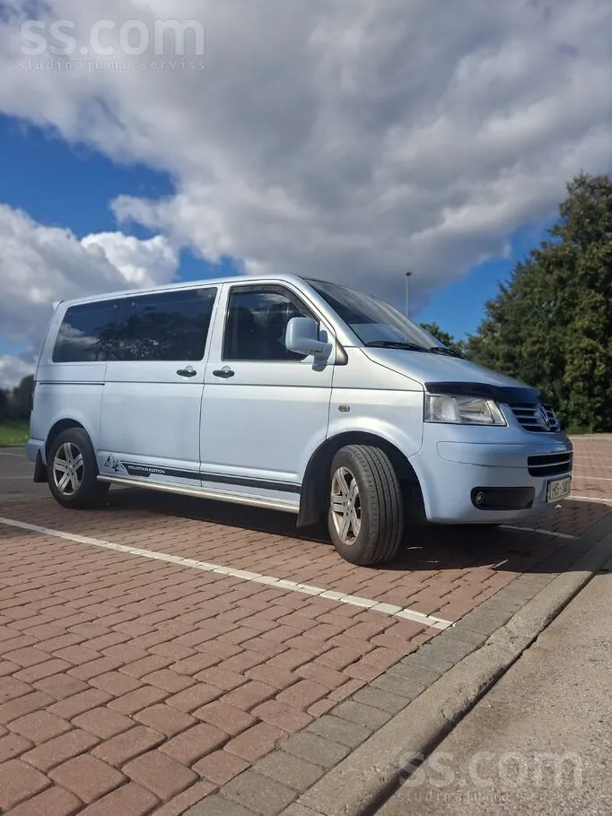 Volkswagen Caravelle