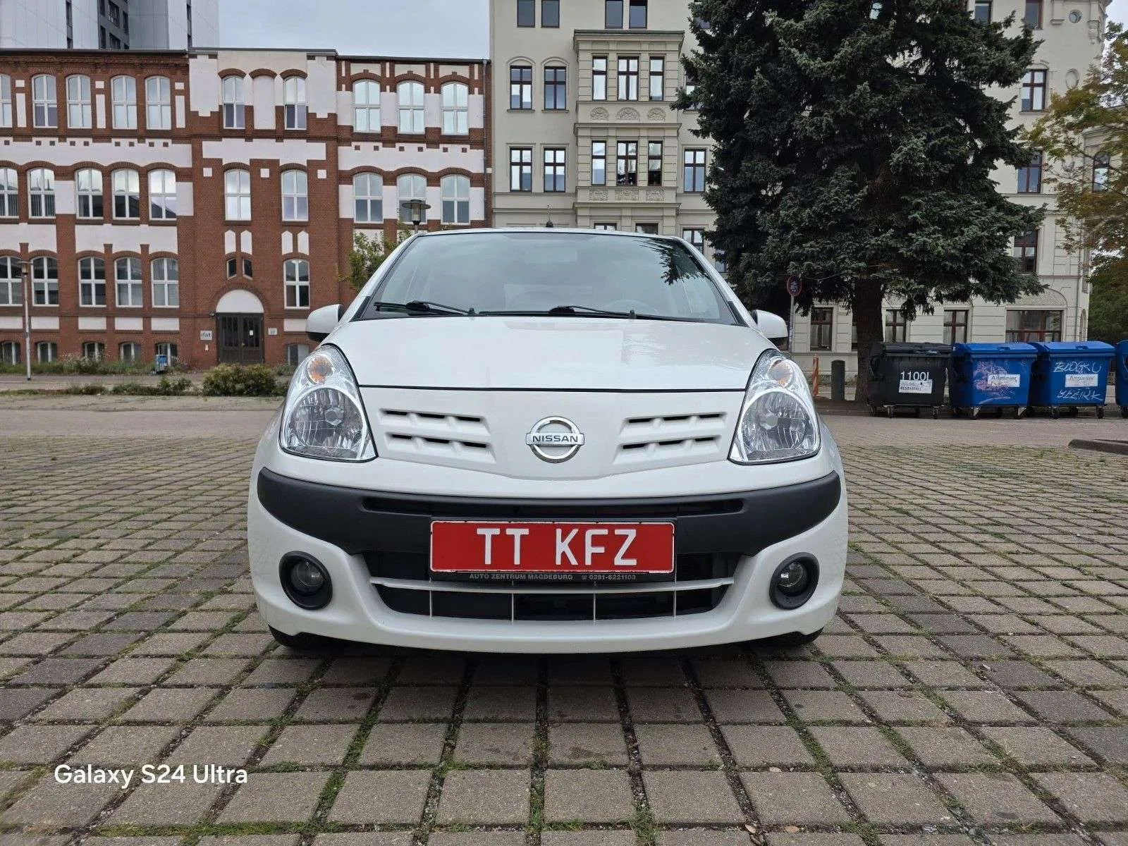 Nissan Pixo 2009 photo 2