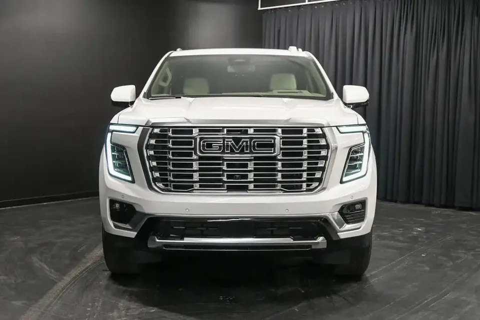 GMC Yukon 2025 photo 5