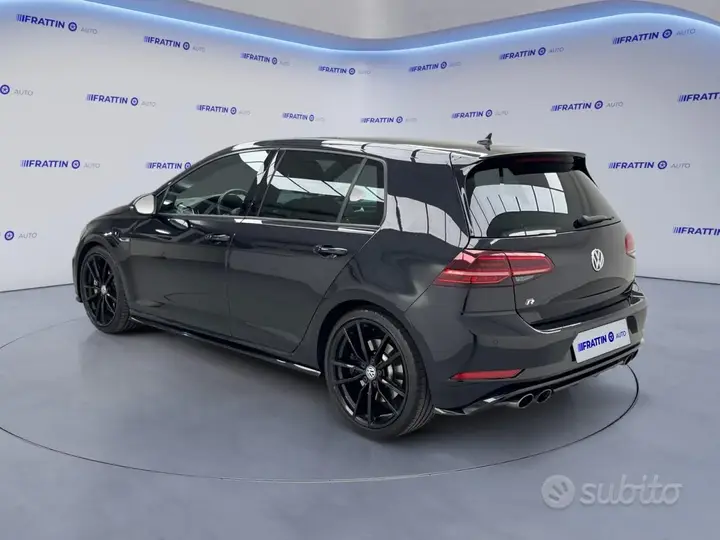 Volkswagen Golf 2018 photo 2