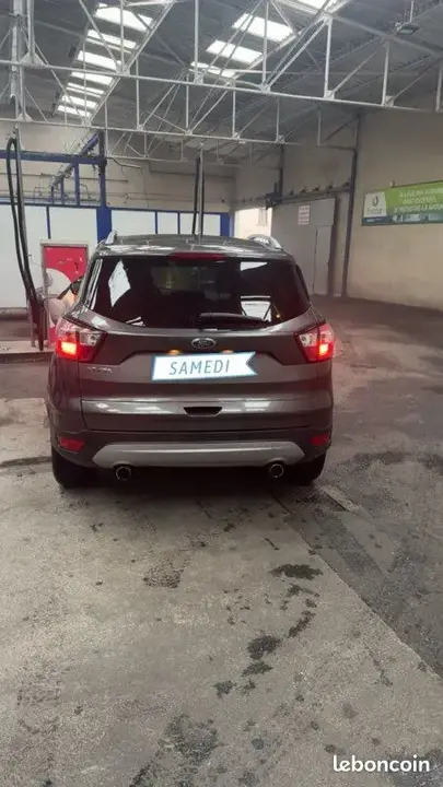 Ford Kuga 2019 photo 2