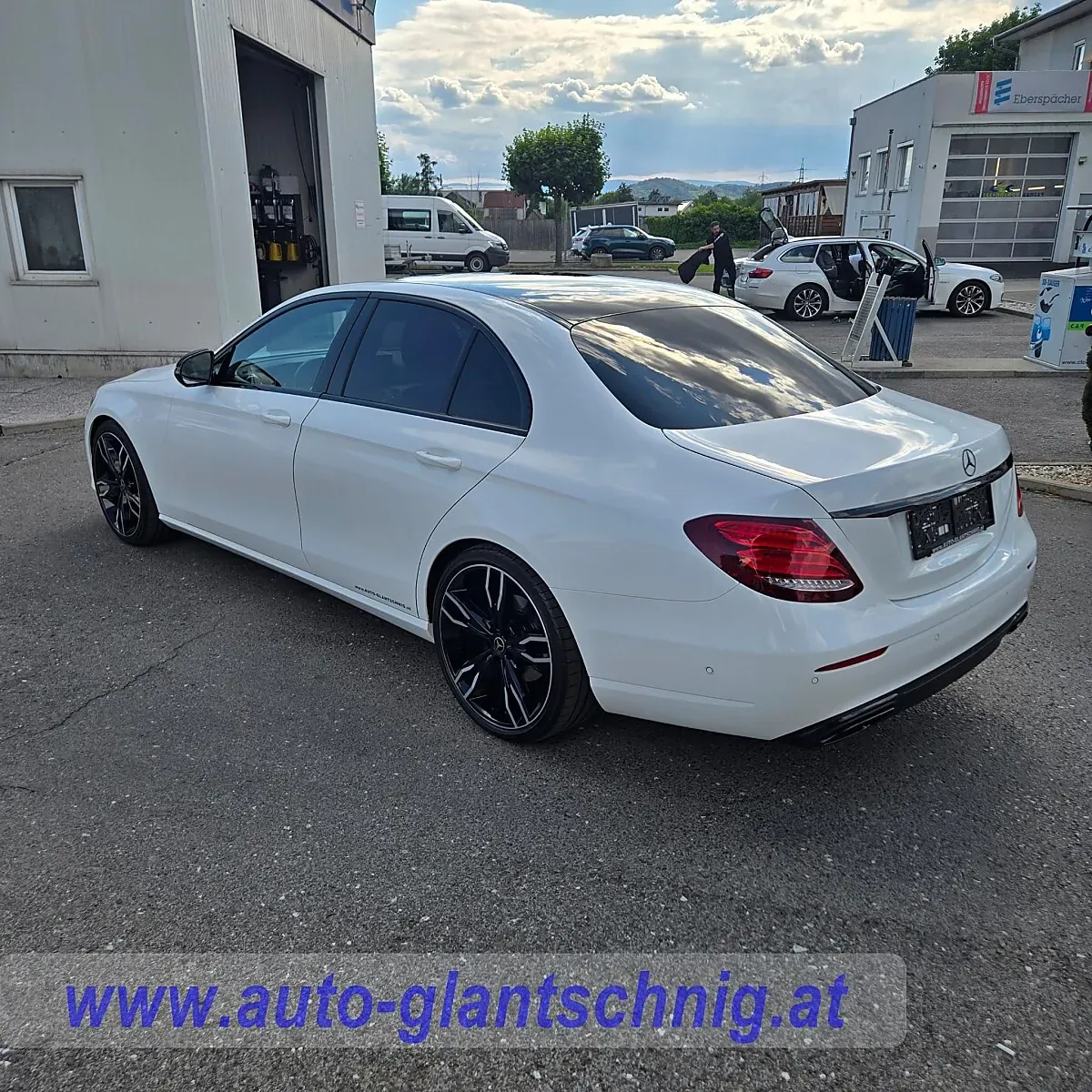 Mercedes-Benz E-Class 2017 photo 2