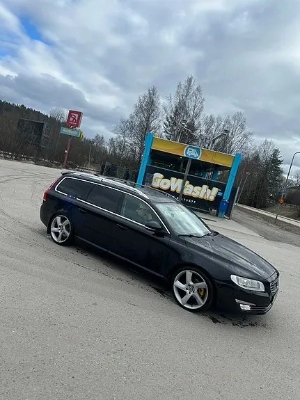 Volvo V70 2015 photo 3