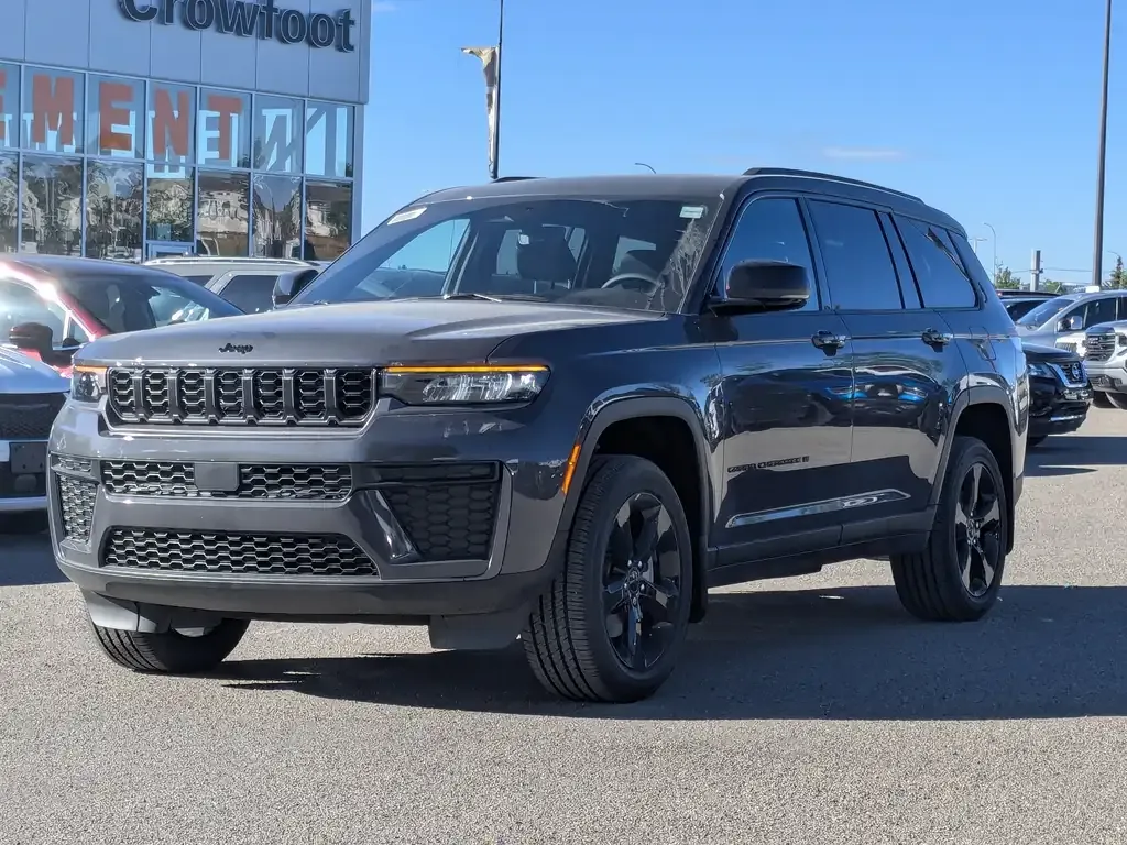 Jeep Grand Cherokee 2026 photo 4