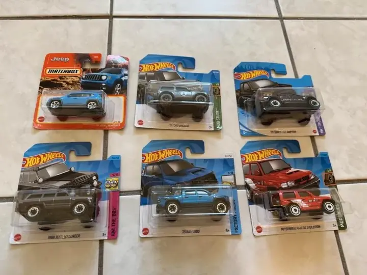Hot Wheels Matchbox Autos
