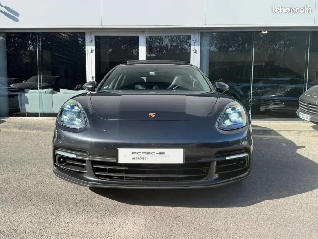 Porsche Panamera 2018 photo 4