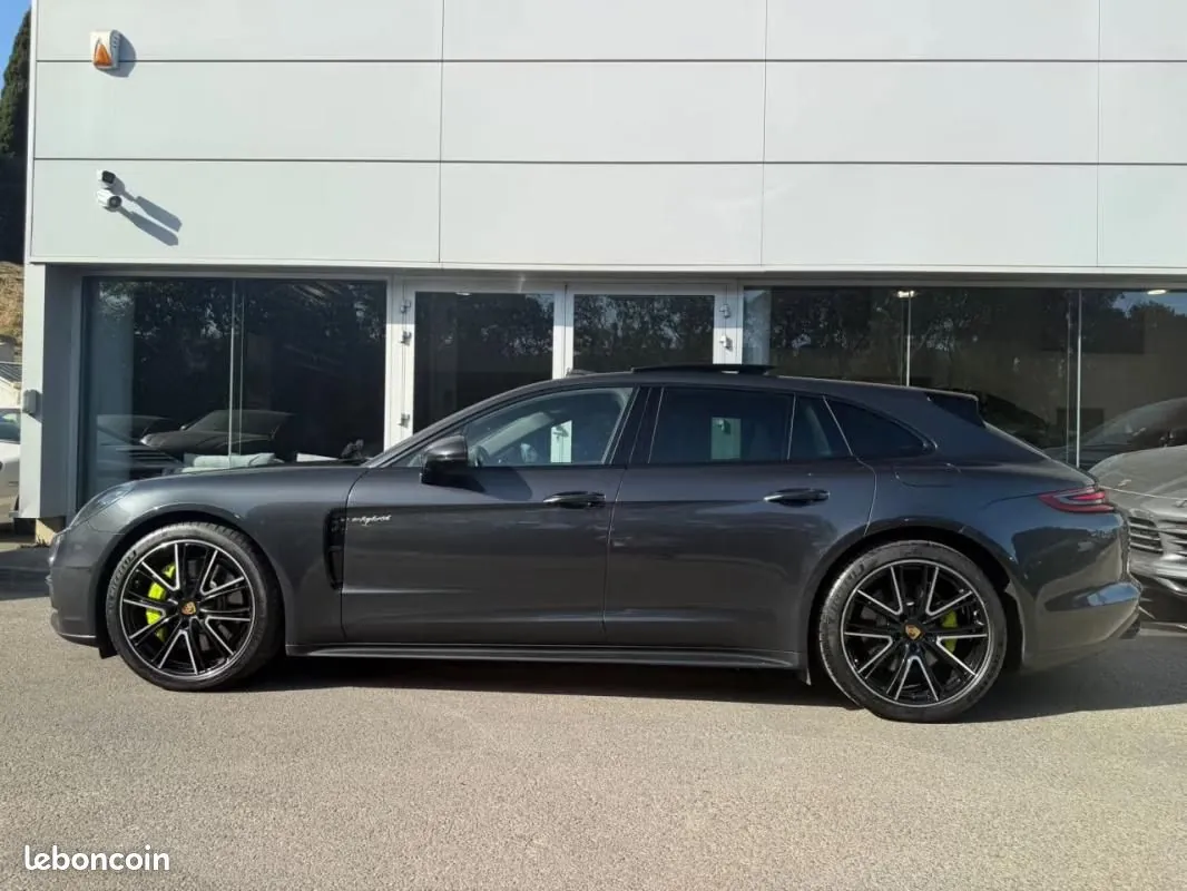 Porsche Panamera 2018 photo 2
