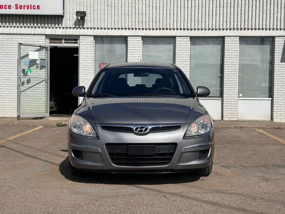 Hyundai Elantra 2011 photo 2