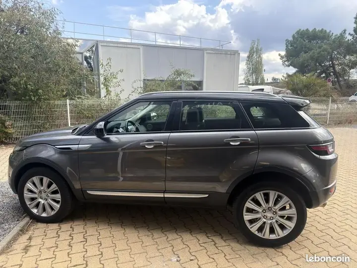 Land Rover Range Rover Evoque 2017 photo 4