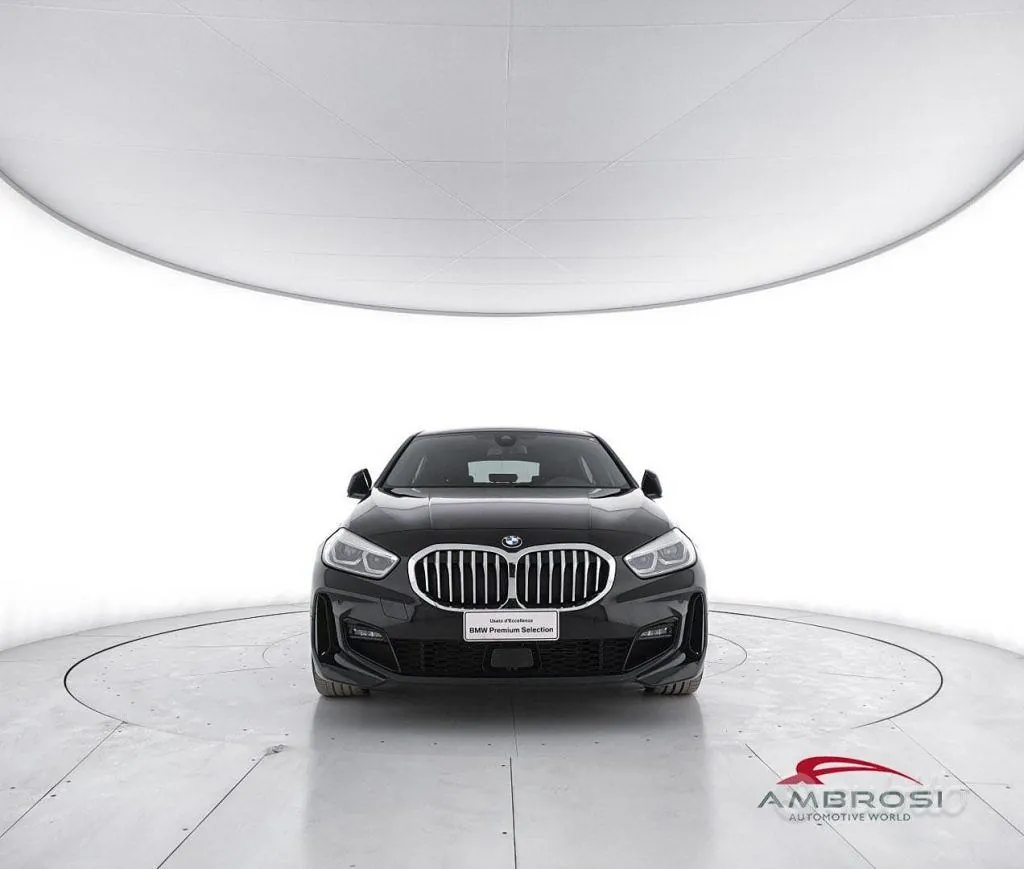 BMW 1 Series 2024 photo 5