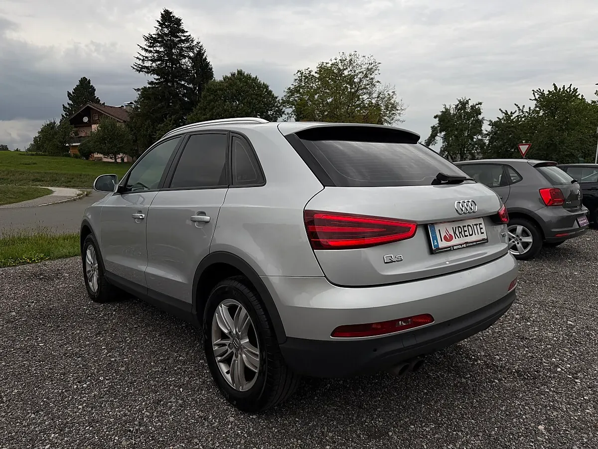Audi Q3 2012 photo 3