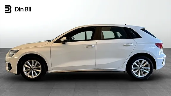 Audi A3 2024 photo 2