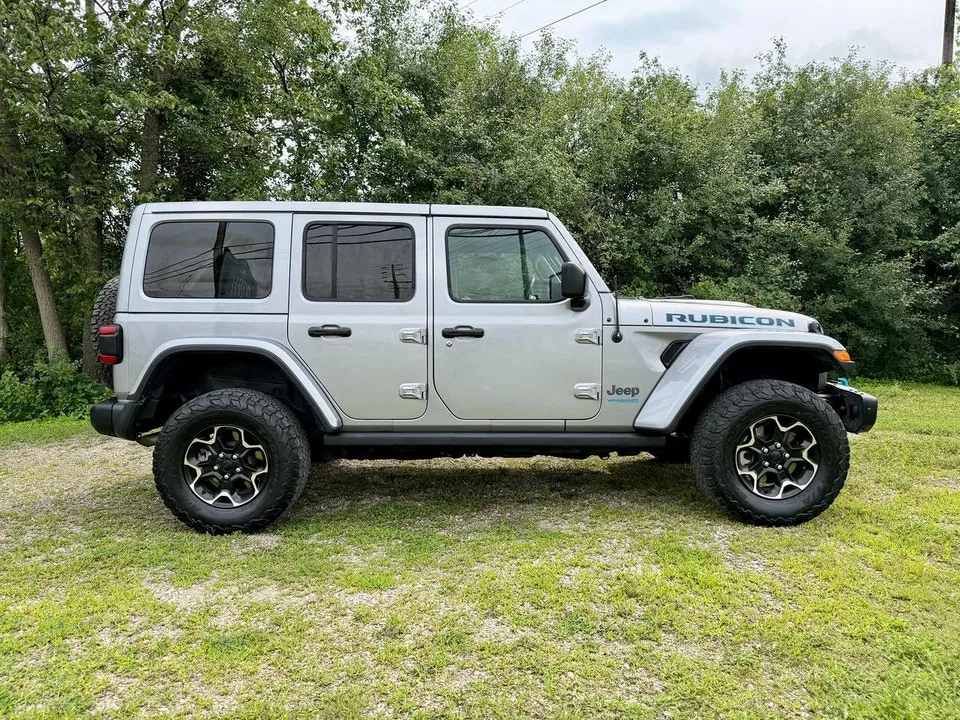 Jeep Wrangler 2021 photo 3