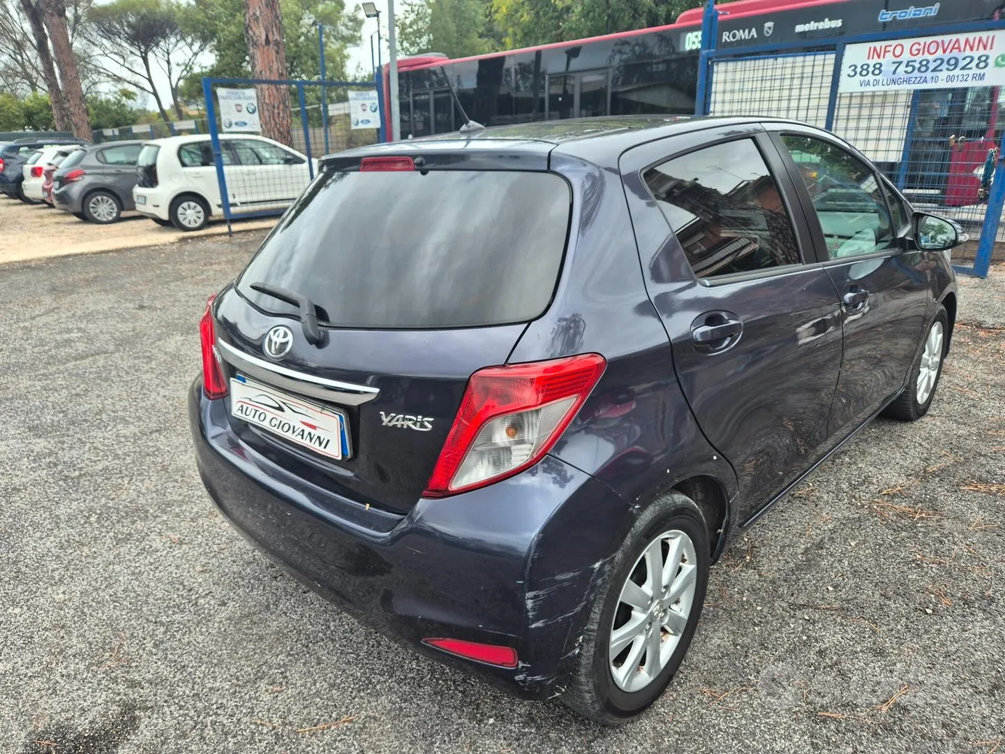 Toyota Yaris 2012 photo 5