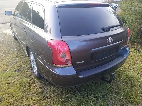 Toyota Avensis 2007 photo 5