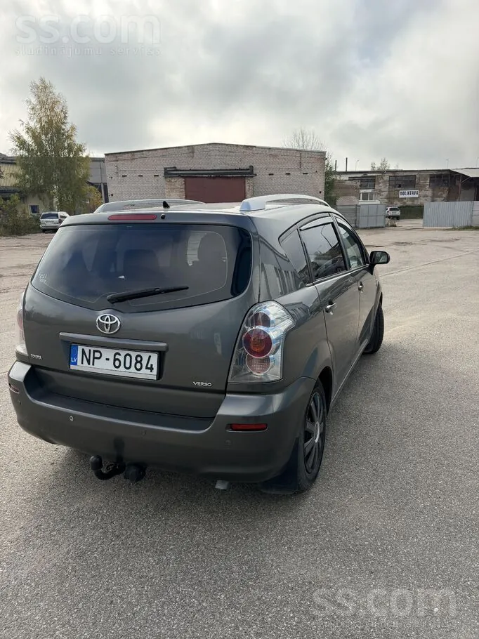 Toyota Corolla Verso 2005 photo 5