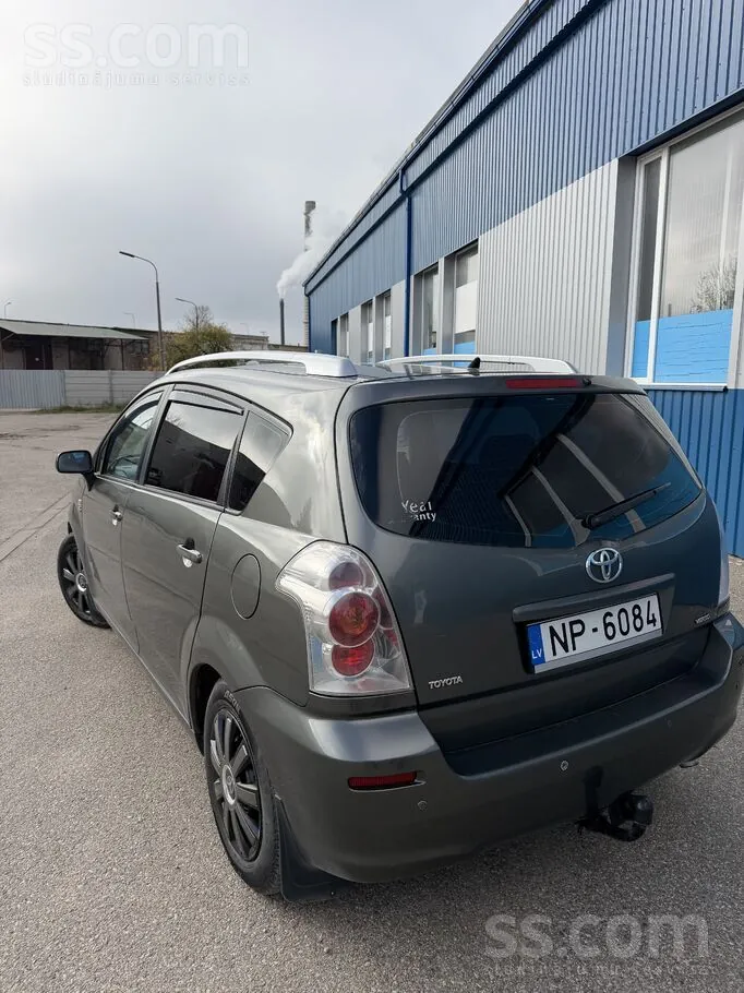 Toyota Corolla Verso 2005 photo 3