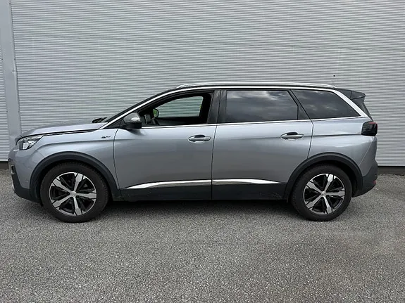 Peugeot 5008 2018 photo 2
